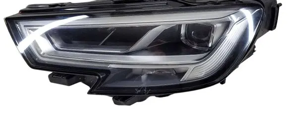 Audi A3 S3 8V Headlight/headlamp 8v0941033c.kolumb