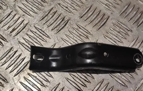 Dodge Challenger Bracket in trunk/boot 05281882AA