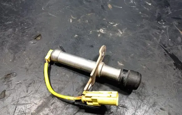 Tesla Model S Tailgate/trunk/boot tension spring 