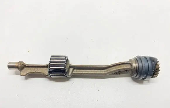 Audi A3 S3 8V Balance shaft 06K103337A 06K10333B
