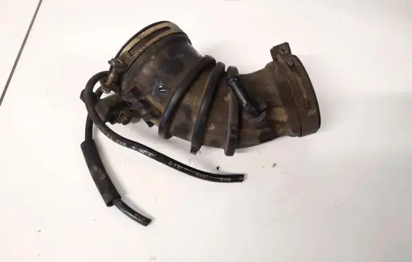 Mazda 626 Air intake hose/pipe