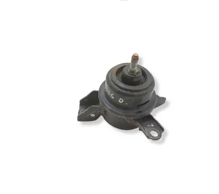 Hyundai i20 (PB PBT) Engine mount bracket 