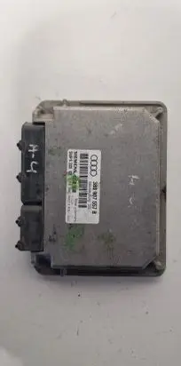 Audi A4 S4 B5 8D Engine control unit/module 3B0907557B 5WP433302