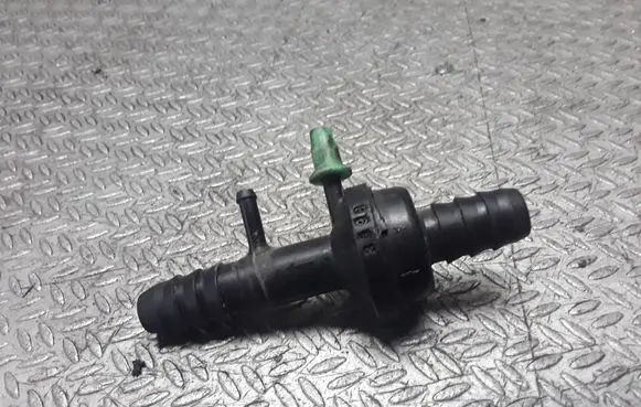 Volkswagen Golf IV Breather/breather pipe/hose 