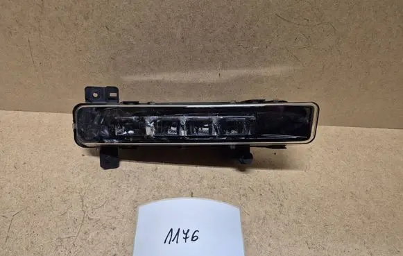 BMW 5 G30 G31 G38 Front fog light 89250243