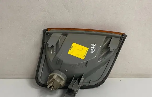 Front indicator light