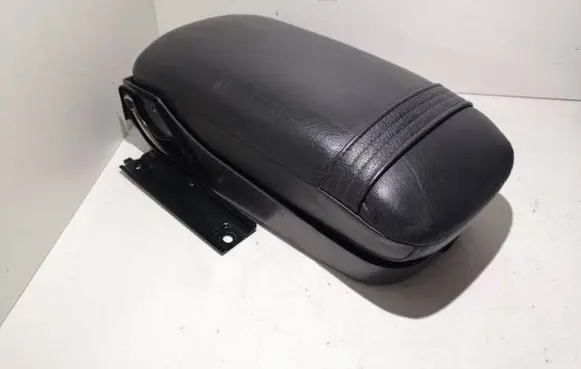 Volvo C70 Armrest
