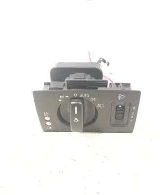Mercedes-Benz B W245 Light switch 1695451004 32220101 9289947