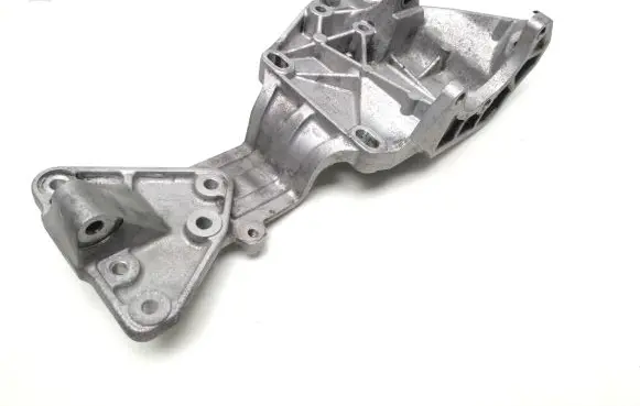 Volvo V60 Power steering pump mounting bracket 31316673