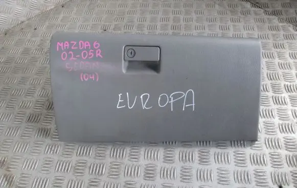 Mazda 6 Glove box set 
