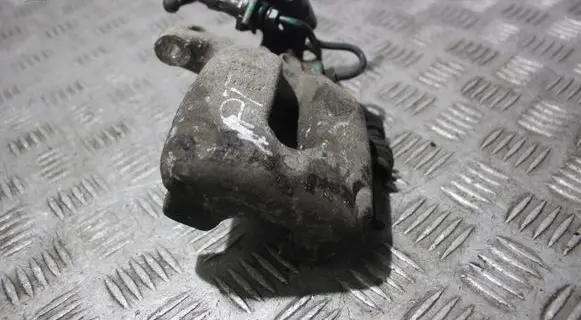 Volkswagen Eos Rear brake caliper