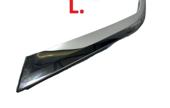 Peugeot 5008 II Rear side glass trim 9827008977 41580