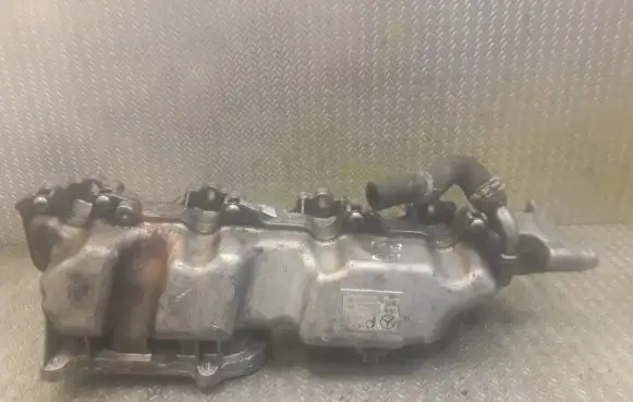 Mercedes-Benz A W169 Intake manifold 6400900337 A6400900337