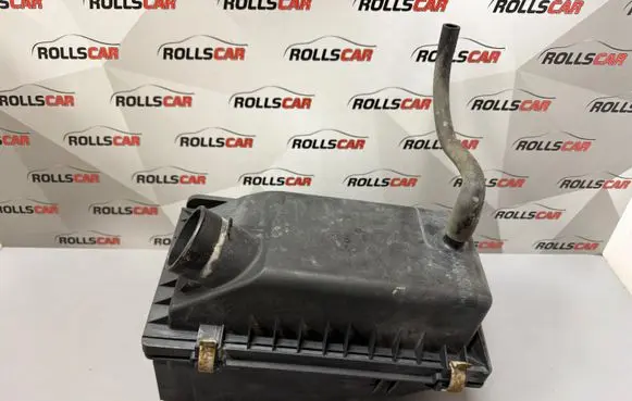 Dodge Caliber Air filter box 04891700AB