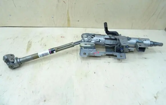 Peugeot 208 Steering wheel axle