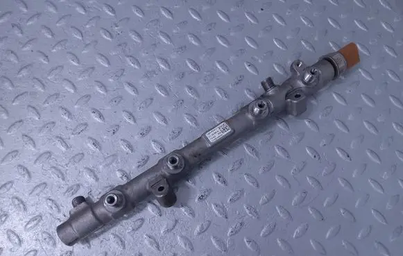 Audi Q7 4M Fuel main line pipe 057130089AL 03N906054 03N906054C