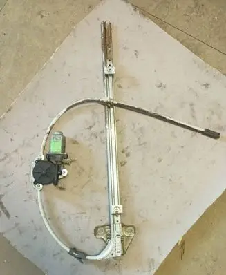 Renault Master II Front door window regulator with motor 