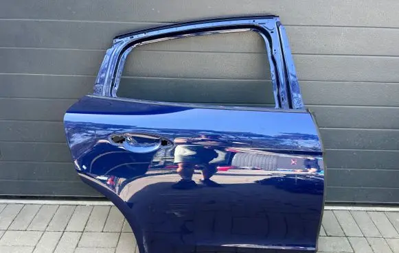 Porsche Panamera (971) Front door