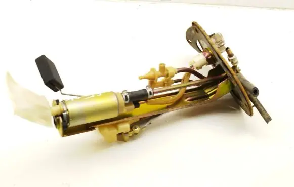 Subaru Forester SF Fuel injection high pressure pump