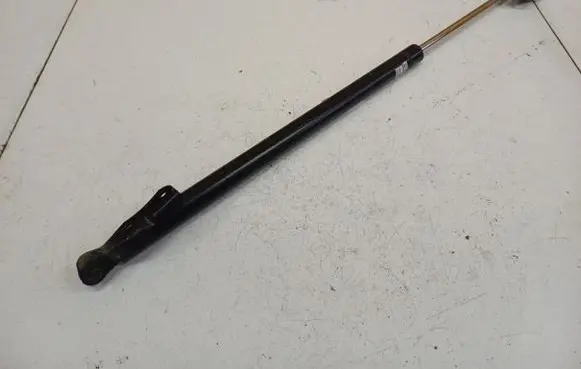 Toyota Previa (XR30, XR40) II Front bonnet/hood damper/strut 