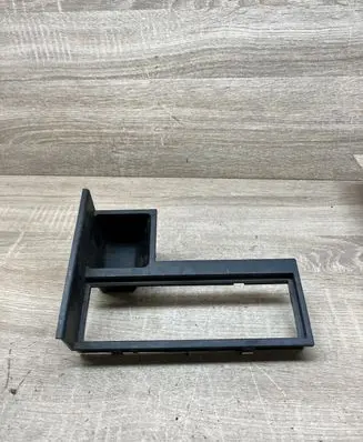Volkswagen Touran I Front trunk storage compartment trim 1T0858373