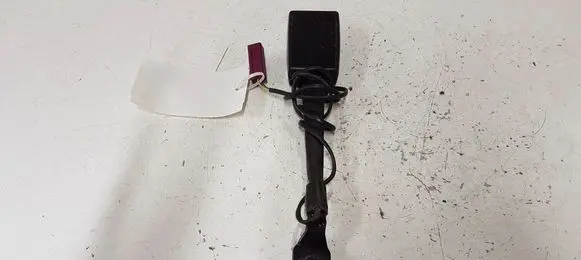 Ford Focus Front seatbelt buckle BM5161208 620392200B