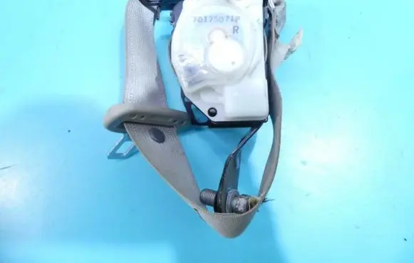 Honda Legend Rear seatbelt 70175071 IMPRK1160680