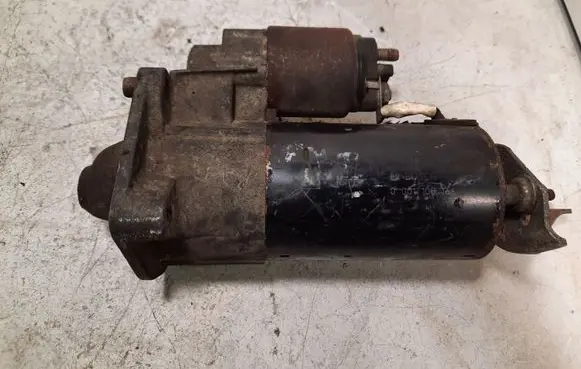 Volvo V70 Starter motor 0001108166
