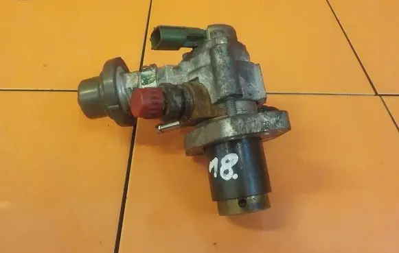 Lexus GS 300 350 430 450H Fuel injection high pressure pump 603082161