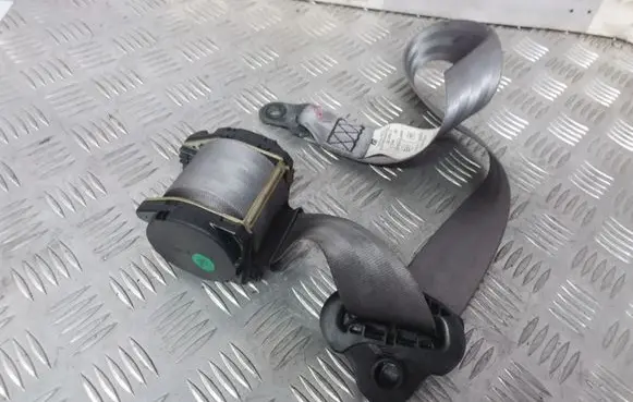 Ford Galaxy Rear seatbelt 7M0857812E 95VW60044 560048829
