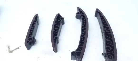 Mercedes-Benz E A207 Slide rail for timing chain A6420500416 A6420500816 A6420500216