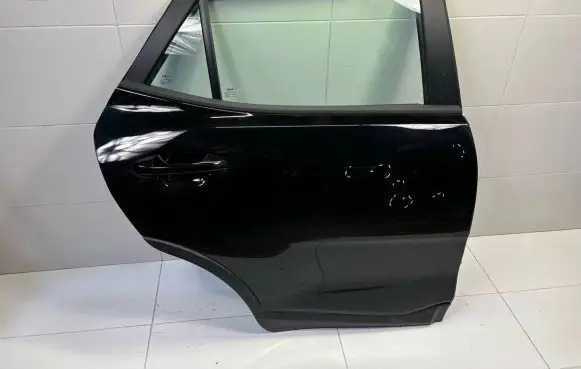 KIA Stonic Rear door
