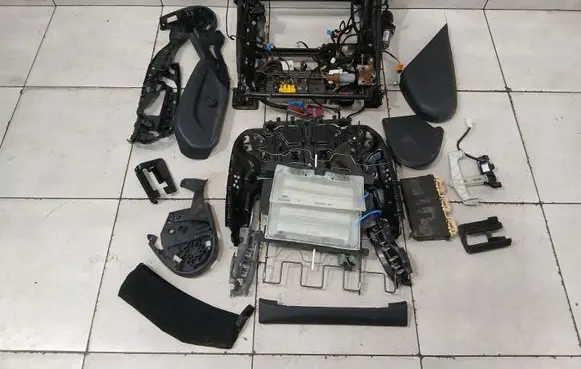 Mercedes-Benz C AMG W205 Seat frame A0009108902