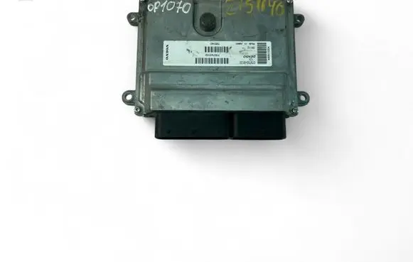 Volvo V50 Engine control unit/module ECU P30743102