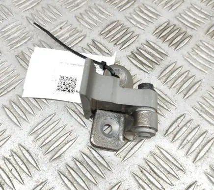 BMW 5 G30 G31 G38 Front door upper hinge 7333062