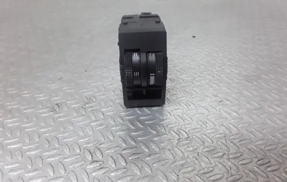 Audi A2 Headlight level height control switch
