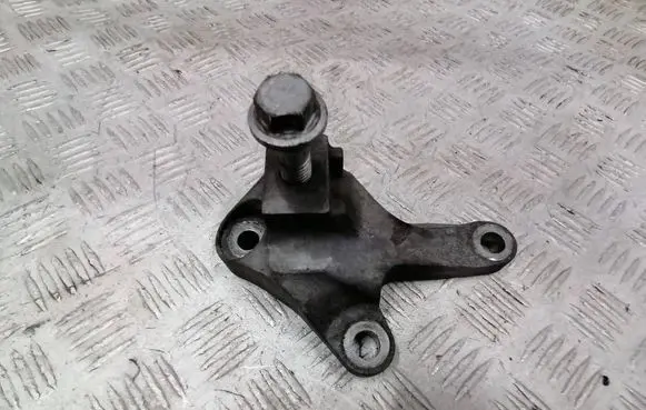 Ford Grand Tourneo Connect Engine mounting bracket 3M517M125CE