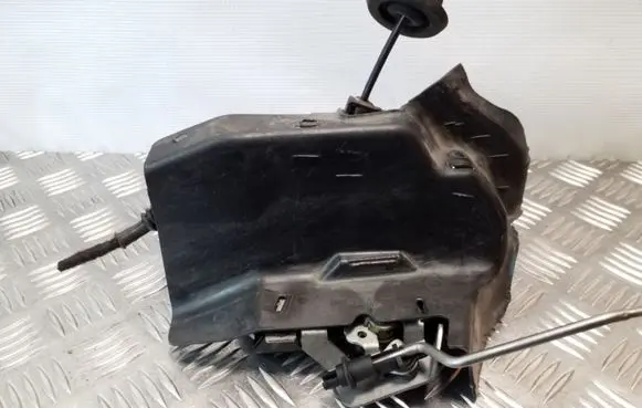Audi A4 S4 B6 8E 8H Rear door lock 8E0839015C