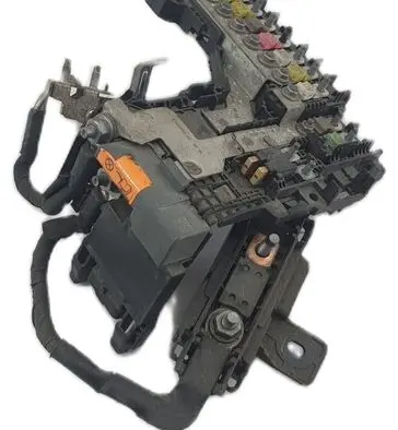 Peugeot 508 Battery relay fuse 9805119580