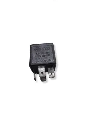 Audi A4 S4 B5 8D Other relay 1J0906381 23132B633383