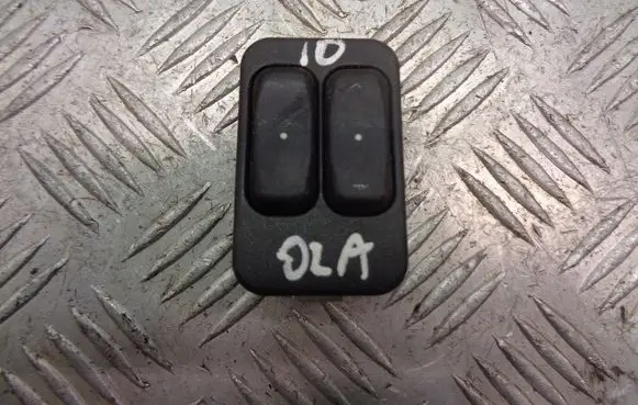 Opel Zafira A Front door window switch trim 90561088