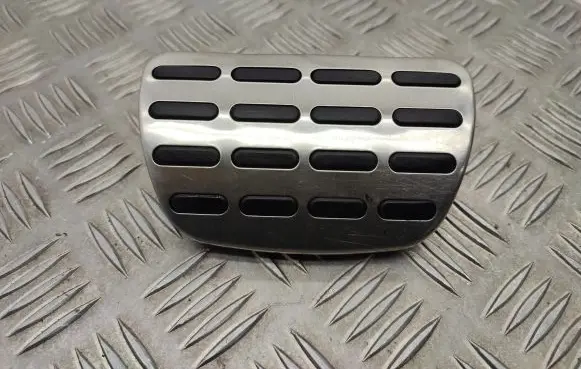 KIA Sportage Foot rest pad/dead pedal 32841D9000