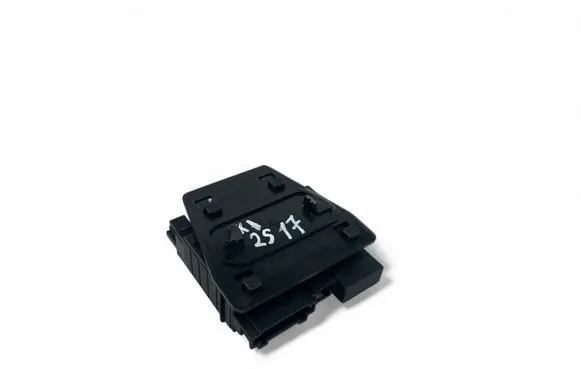Mercedes-Benz E W211 Other control units/modules 2118203785