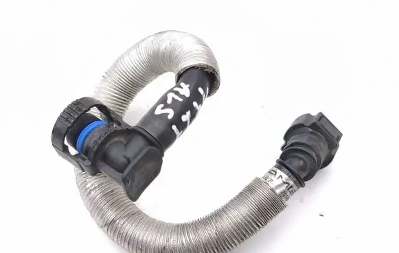 Mercedes-Benz E AMG W213 Breather hose/pipe 