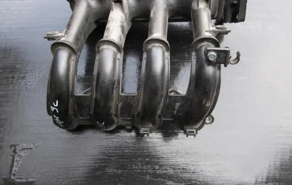 Honda Insight Intake manifold