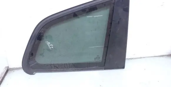 BMW X3 E83 Rear side window AS3