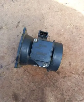 Audi A6 S6 C5 4B Mass air flow meter 078133471C