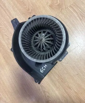 Volkswagen Polo Heater fan/blower 6Q1820015 6Q1820015C