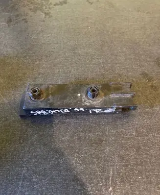 Mercedes-Benz Sprinter W901 W902 W903 W904 Front bumper mounting bracket 9018850014