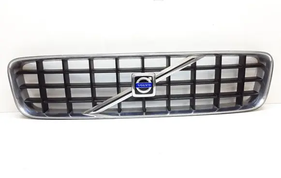 Volvo XC90 Front bumper upper radiator grill 8620641